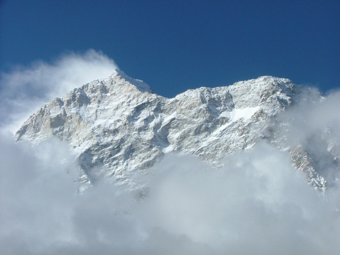 МАКАЛУ - 8481 м. Краткий обзор. (Альпинизм, гималаи, непал)
