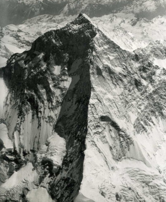 МАКАЛУ - 8481 м. Краткий обзор. (Альпинизм, гималаи, непал)