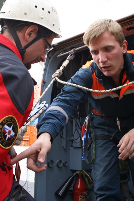 В России появились первые 22 обладателя жетона «Спасение в горах». Краткий отчет. Фото. (Альпинизм, высшая горная школа, красная поляна, фар, цей, мчс, альпинизм, душарин, волков)