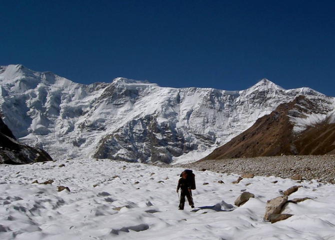 В Безенги начинает работу Центральная школа инструкторов альпинизма (высшая горная школа, фар, волков, душарин, вгш)