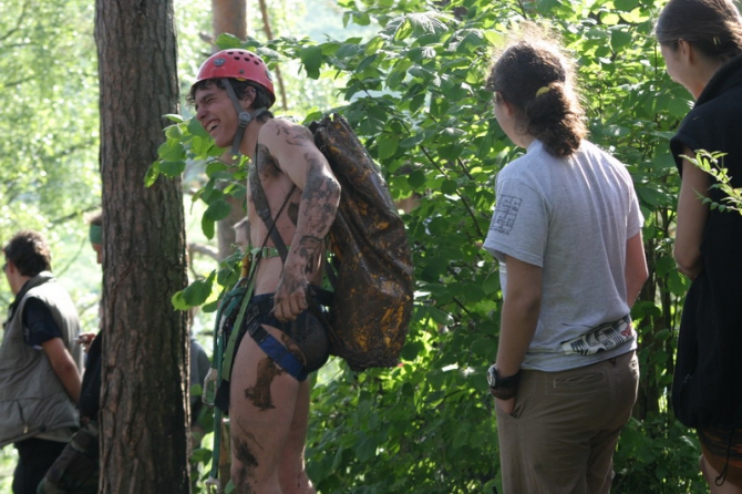 Троллей-2007: про грязь, воду и отца Федора... (Спелеология, фото, события, москва-река)