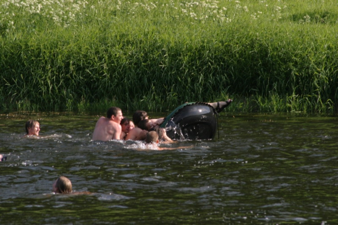 Троллей-2007: про грязь, воду и отца Федора... (Спелеология, фото, события, москва-река)