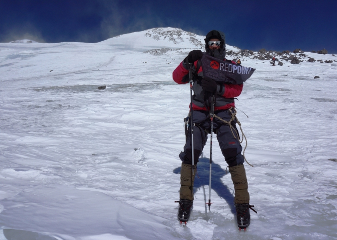 Эльбрус...Цветы на вершине. (Альпинизм, маша хитрикова, хитриков, ред поинт, red point)