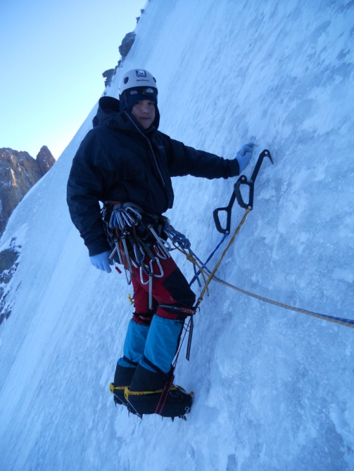 "Ераз-5217" 2013 года выпуска. (Альпинизм, зима, аксу, арча, корея, еразик)