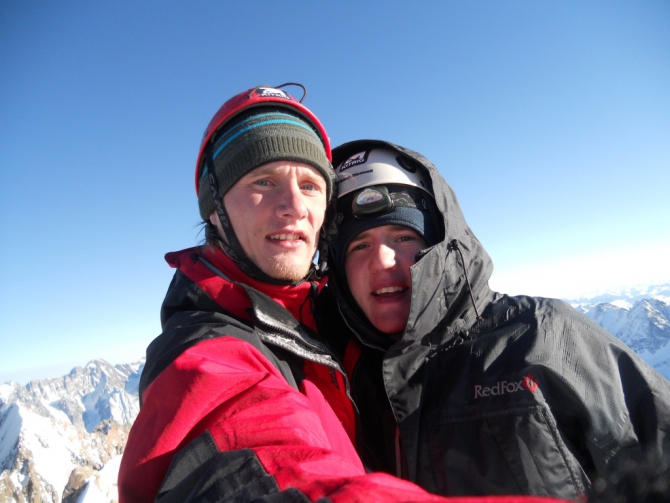 "Ераз-5217" 2013 года выпуска. (Альпинизм, зима, аксу, арча, корея, еразик)