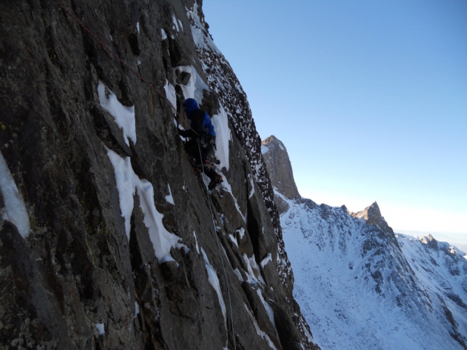 "Ераз-5217" 2013 года выпуска. (Альпинизм, зима, аксу, арча, корея, еразик)