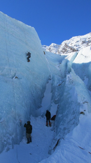 Курс ледолазания завершен! Кавказ. Горная школа. (Альпинизм, ледолазание, драйтулинг, горная школа "категория трудности" им.ставницера, альпинизм)