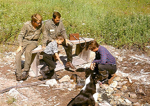 НА ПЛОТУ 007 (Путешествия, фотография, немцы, пос.гаженка, соляной источник, штурм зимнего, яша)