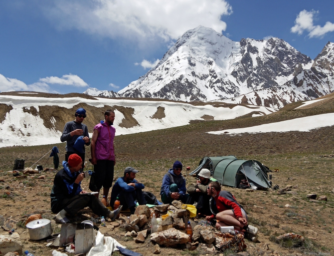 Опасный эксперимент. (Альпинизм, акклиматизация, пик революции, памирский марафон, высотная адаптация, орви, орз)