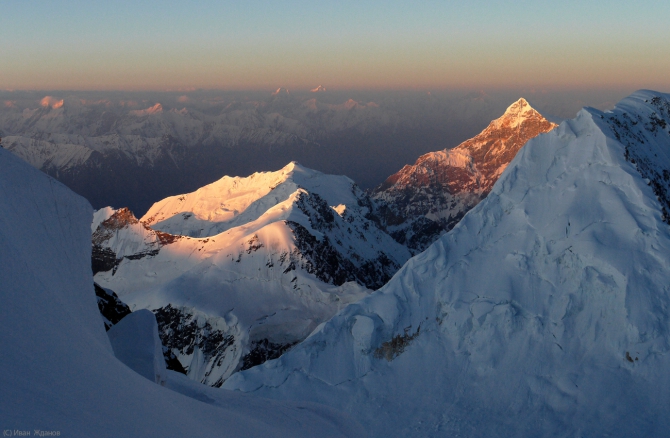 Опасный эксперимент. (Альпинизм, акклиматизация, пик революции, памирский марафон, высотная адаптация, орви, орз)