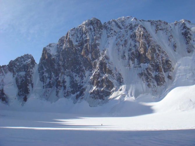 КОРЕЯ СЕГОДНЯ. (Альпинизм, ала-арча, первопрохождения, корея.)