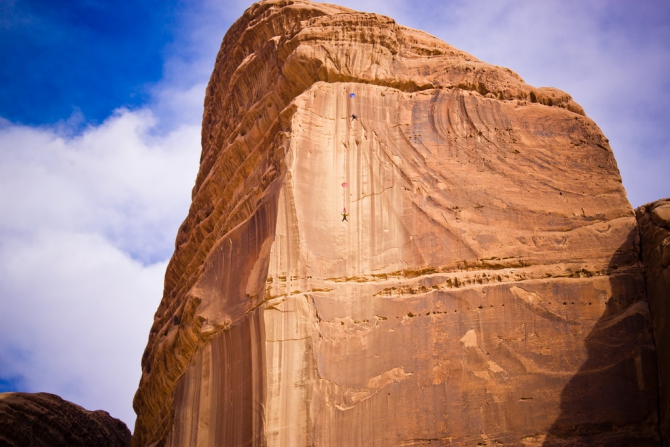 B.A.S.E. & Climbing в Иордании. (Альпинизм, baseclimb, бейс в иордании, rukhlenko, yaemurd, wari rum, рухленко, nefedov, baseclimbing, rapt-team, яэмурд, basejumping, jordan, нефёдов, rapt, рапт, grivel, sivera, вади рам, иордания, base)