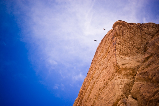 B.A.S.E. & Climbing в Иордании. (Альпинизм, baseclimb, бейс в иордании, rukhlenko, yaemurd, wari rum, рухленко, nefedov, baseclimbing, rapt-team, яэмурд, basejumping, jordan, нефёдов, rapt, рапт, grivel, sivera, вади рам, иордания, base)