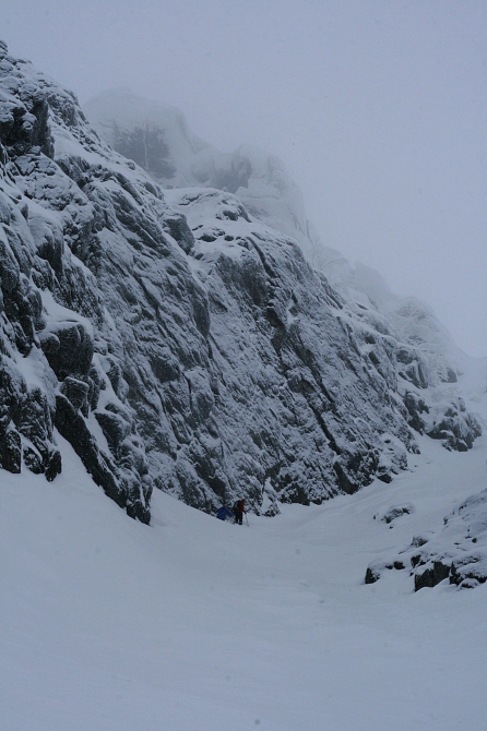Трасса М18. Микст на Русском Севере (Альпинизм, ледолазание, хибины, драйтулинг, кировск, школа альпинизма, sivera, grivel, нефедов, юкспор, 23 км, шуйские скалы, bouldermixt, бастион вудьявра, городская щель, скальное ущелье, солнечное ущелье, абрам мыс, шуйский микст)