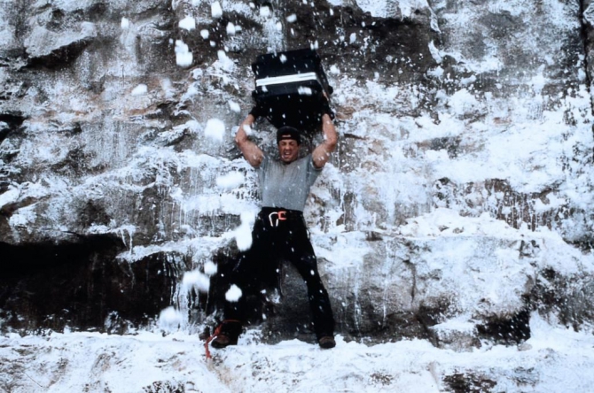 Народ! Не ходите в ту деревню, откуда родом эти ребята, v.4.0 (опрос+ссылка на авторитетное мнение). (Альпинизм, новости, симоне моро, ули штек, коррупция, джонатан гриффит, драка на эвересте, насилие, угрозы, нищета)