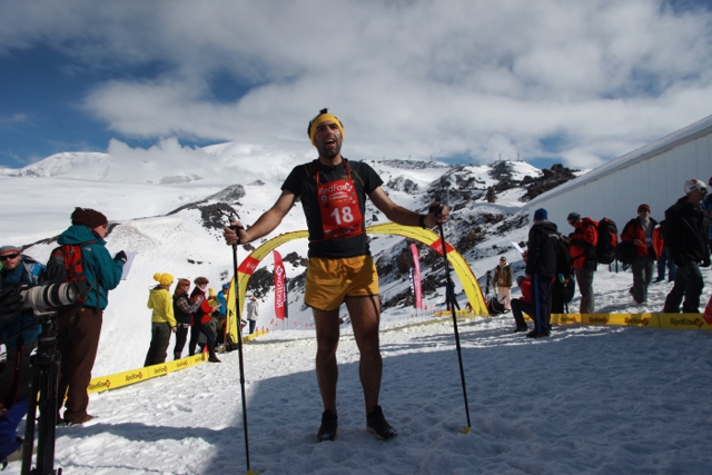 Новый рекорд забега на Эльбрус (Скайраннинг, red fox elbrus race, red fox, скайраннинг, виталий шкель)