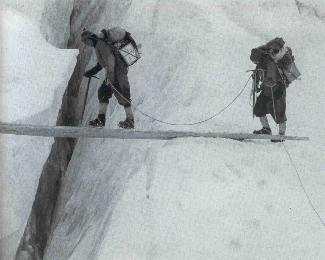 К 60-летию первовосхождения на Эверест. 1. Рассказ Джона Ханта. (Альпинизм, альпинизм)