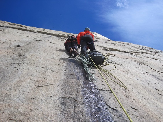 АПять подкралась незаметно (Альпинизм, альпинизм, патагония, торрес дэль пайне. первопроход, cerro escudo, михаил дэви, сергей дашкевич, анатолий ярунов, аркадий серегин)