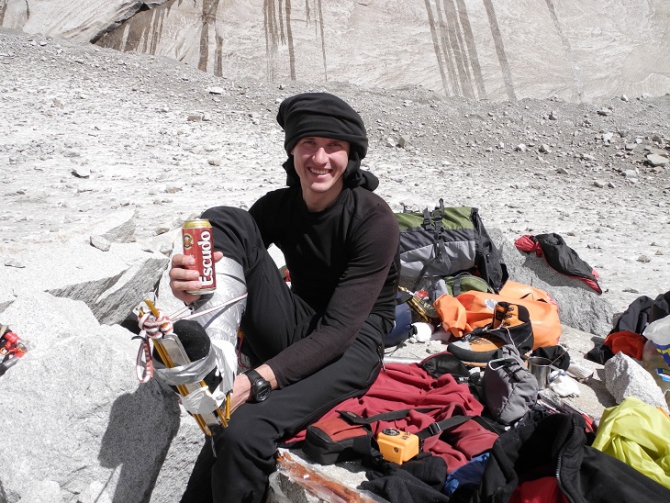 АПять подкралась незаметно (Альпинизм, альпинизм, патагония, торрес дэль пайне. первопроход, cerro escudo, михаил дэви, сергей дашкевич, анатолий ярунов, аркадий серегин)