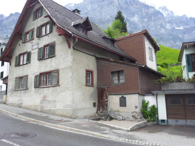 Через Альпы по пути Суворова, что там нового? (Горный туризм, швейцария, альпийский поход, андерматт, чертов мост, муотаталь, паникс, музей суворова)