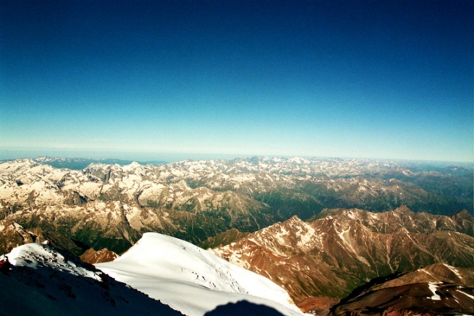 Участники Elbrus Mountain Race 2013: кто они? (Горный туризм, бег, приключенческая гонка, марафон, эльбрус, приэльбрусье)