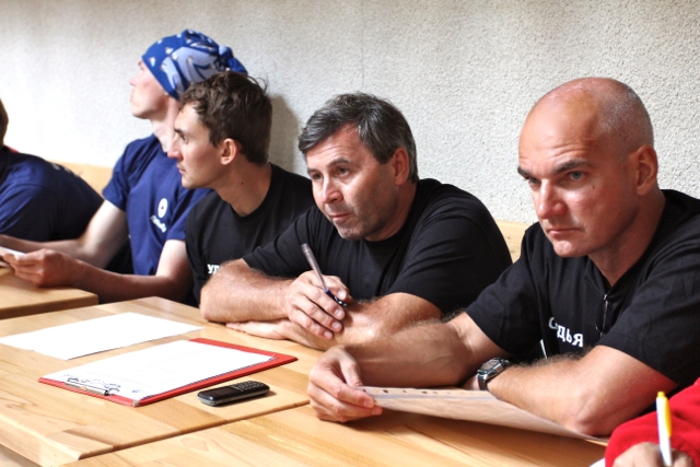 Чемпионат России в скальном классе. Список команд (Альпинизм, vento, скальный класс, безенги, red fox, фар)