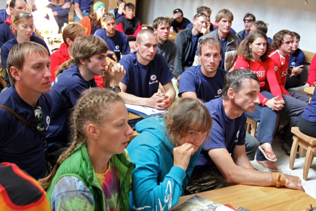 Чемпионат России в скальном классе. Список команд (Альпинизм, vento, скальный класс, безенги, red fox, фар)