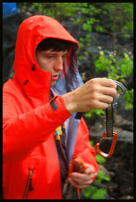 Ещё одни близкие к Москве скалы-Дюкинские карьеры! Хорошо учиться лазить с нижней и дюльферять! Только каски must have! (Скалолазание, королёв, владимир, скалолазание)