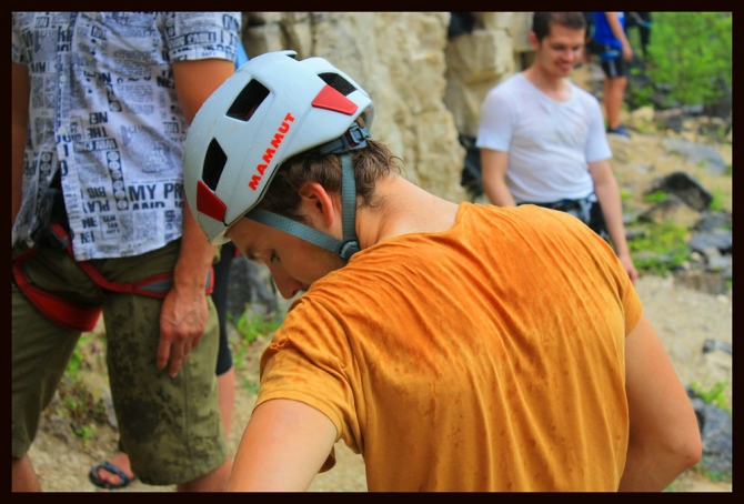 Ещё одни близкие к Москве скалы-Дюкинские карьеры! Хорошо учиться лазить с нижней и дюльферять! Только каски must have! (Скалолазание, королёв, владимир, скалолазание)