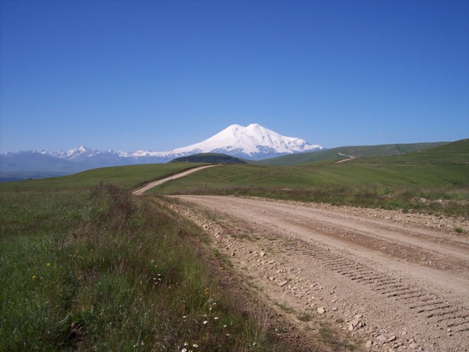 Участники Elbrus Mountain Marathon 2013: кто они? (Горный туризм, бег, приключенческая гонка, марафон, эльбрус, приэльбрусье, иван кузьмин)