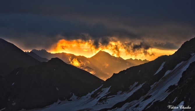 Эльбрус с Востока через Сылтран и Кыртык. 62 фото. (Альпинизм, сылтрансу, сылтранкель, джикаугенкез, ирик-чат, виктор чайка, минск, команда 7б)