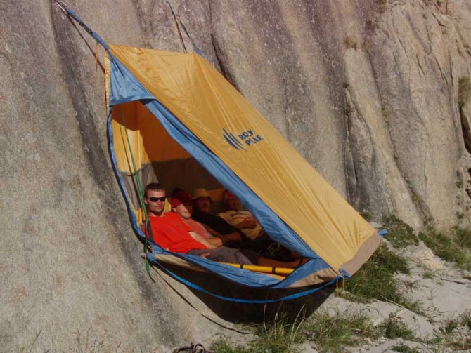 Красноярск штурмует Транго двойным ударом. (Альпинизм, пакистан, броуд пик, красноярцы)