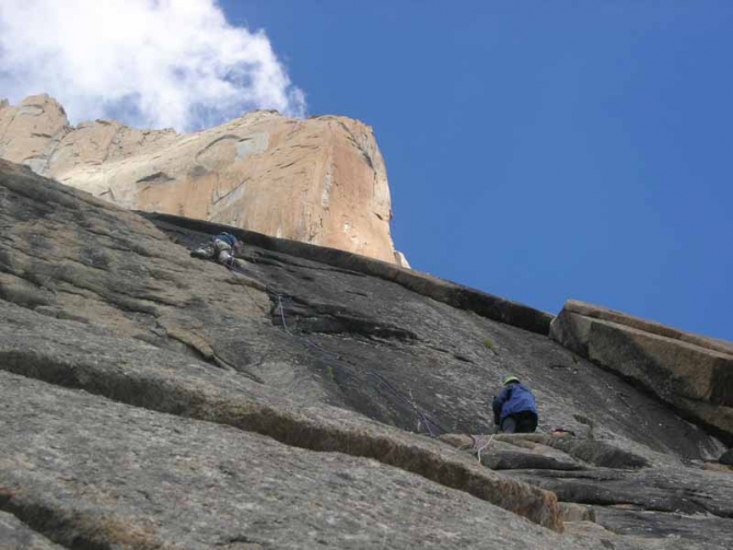 Красноярск штурмует Транго двойным ударом. (Альпинизм, пакистан, броуд пик, красноярцы)