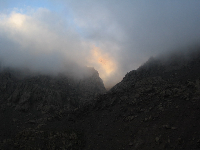 High Atlas или как забраться на крышу Северной Африки (Альпинизм, атлас, африка, путеводитель, марокко, тубкаль, 2007)