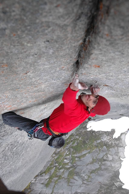 Хансйорг Ауер (Hansjoerg Auer) и Маркус Хайд (Markus Haid) пролезли маршрут Arctandria (8b) в Норвегии (Альпинизм, свободное лазанье, ауэр, альпинизм, норвегия, скалолазание, австрия)