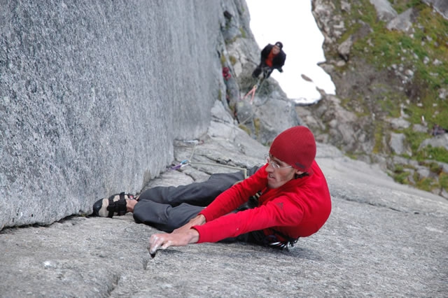 Хансйорг Ауер (Hansjoerg Auer) и Маркус Хайд (Markus Haid) пролезли маршрут Arctandria (8b) в Норвегии (Альпинизм, свободное лазанье, ауэр, альпинизм, норвегия, скалолазание, австрия)