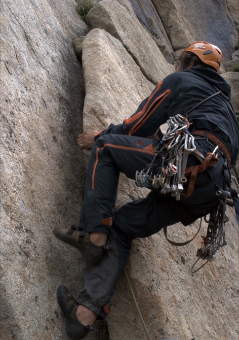 Fragments of Freedom. Русская линия на Haina Brakk. 33 питча, 1450m, A4, 6b (Альпинизм, haina brakk direct 2007, пакистан, экспедиции, хайна бракк - директ 2007)