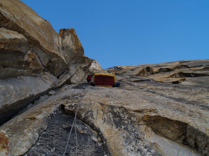 Fragments of Freedom. Русская линия на Haina Brakk. 33 питча, 1450m, A4, 6b (Альпинизм, haina brakk direct 2007, пакистан, экспедиции, хайна бракк - директ 2007)