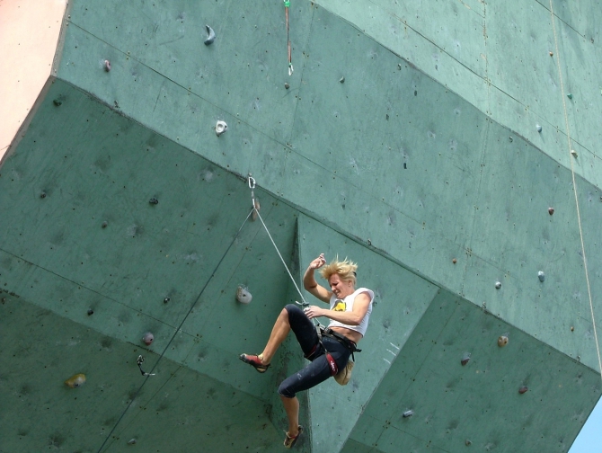 Чемпионат Украины по скалолазанию. Одесса. Сегодня. 3 часа назад. (Скалолазание, шалагина, казбеков, герасимова, кавуненко, шалагин, скалолазание)