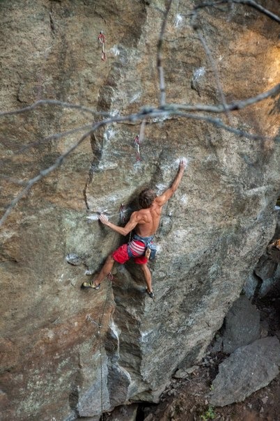 Катарсис – маршрут мечты, покорившийся сильнейшему (Скалолазание, треугольное, 8с+, гержа)