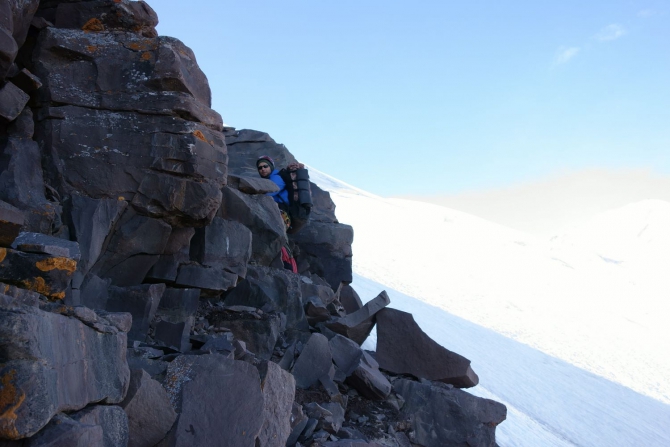 Сказ о том, как мы открыли самый восточный шеститысячник Заалайского хребта :, Альпинизм, экспедиция маи "заалай-2013", курумды, заря востока, пик эйлера, перевал черная осыпь, перевал верхний нура, перевал предвершинный)