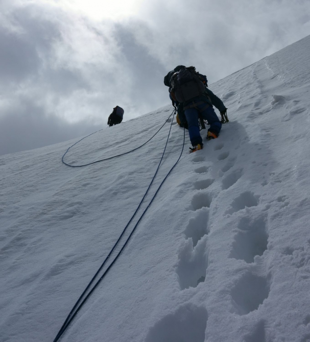 Сказ о том, как мы открыли самый восточный шеститысячник Заалайского хребта :, Альпинизм, экспедиция маи "заалай-2013", курумды, заря востока, пик эйлера, перевал черная осыпь, перевал верхний нура, перевал предвершинный)
