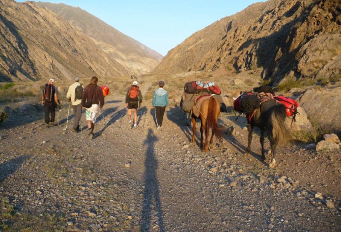 Хотели на Крицука, но Гора "велела" идти другую 6Б. (Альпинизм, каравшин, пик одессы, питер сборы, маршрут сахарова)