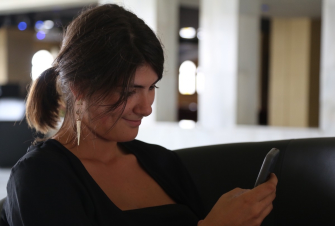 ЗаМарочка с штативом и дочкой..