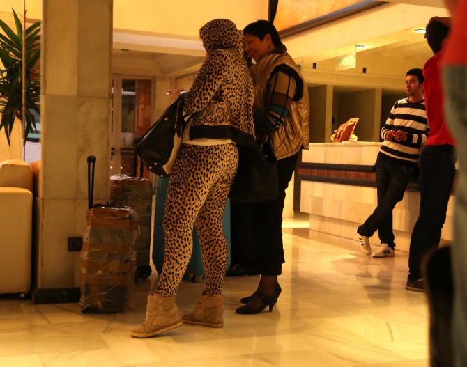 ЗаМарочка с штативом и дочкой..