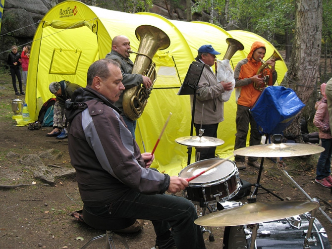 И снова столбы. Хитрушки, дети, уроды… и не только (Альпинизм, боулдеринг, фестиваль, скальный марафон, детское скалолазание, приз столбов, приз теплыха)