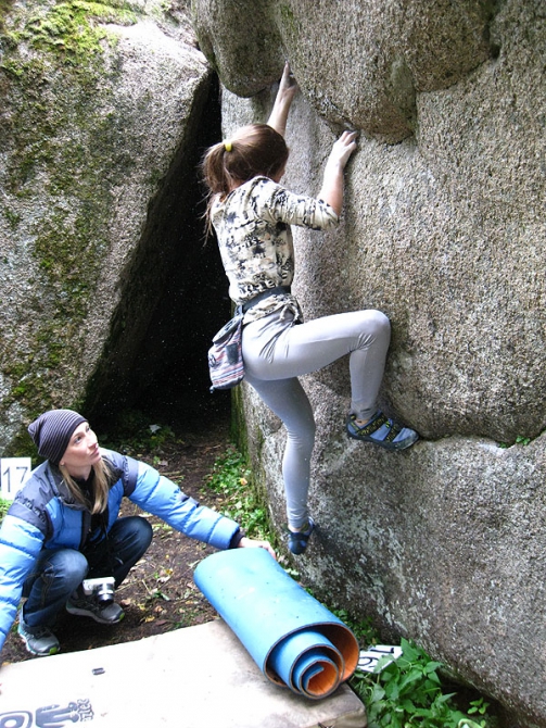 И снова столбы. Хитрушки, дети, уроды… и не только (Альпинизм, боулдеринг, фестиваль, скальный марафон, детское скалолазание, приз столбов, приз теплыха)