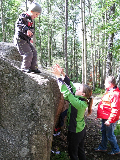 И снова столбы. Хитрушки, дети, уроды… и не только (Альпинизм, боулдеринг, фестиваль, скальный марафон, детское скалолазание, приз столбов, приз теплыха)