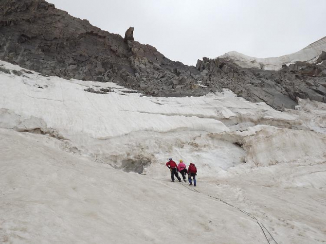 Этим летом на Памиро-Алае... было снежно)), Горный туризм, ильичев виктор витальевич, сборная команда иркутска, матча, непогода, памиро-алай, пятерка горная)