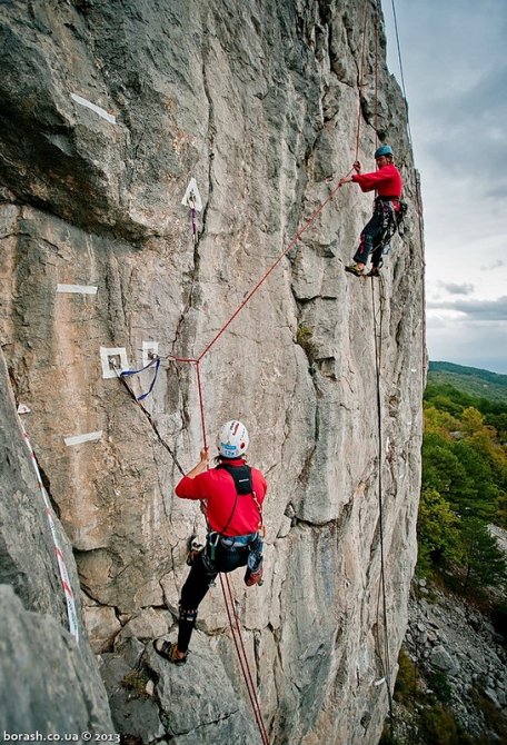 Чемпионат мира. Результаты "школы". Страсти накаляются! (Альпинизм, соревновательный альпинизм, крым)